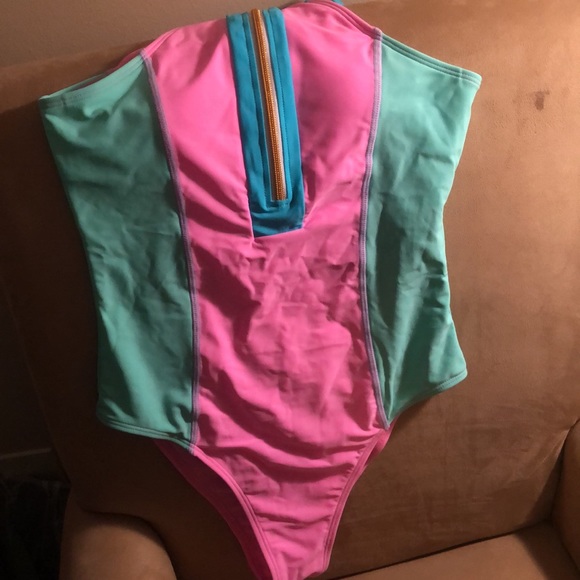 COPY - One piece bathing suit with zipper - Picture 2 of 5